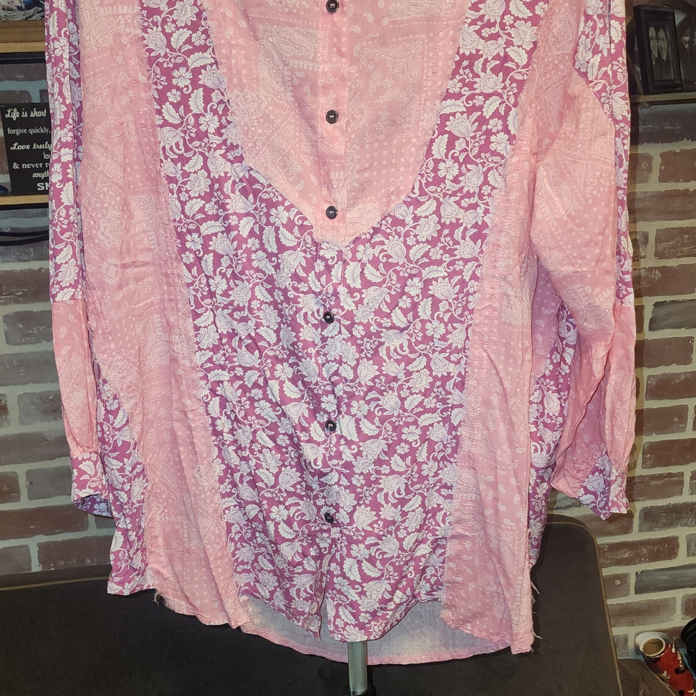 POL Coral Paisley Collar Shirt